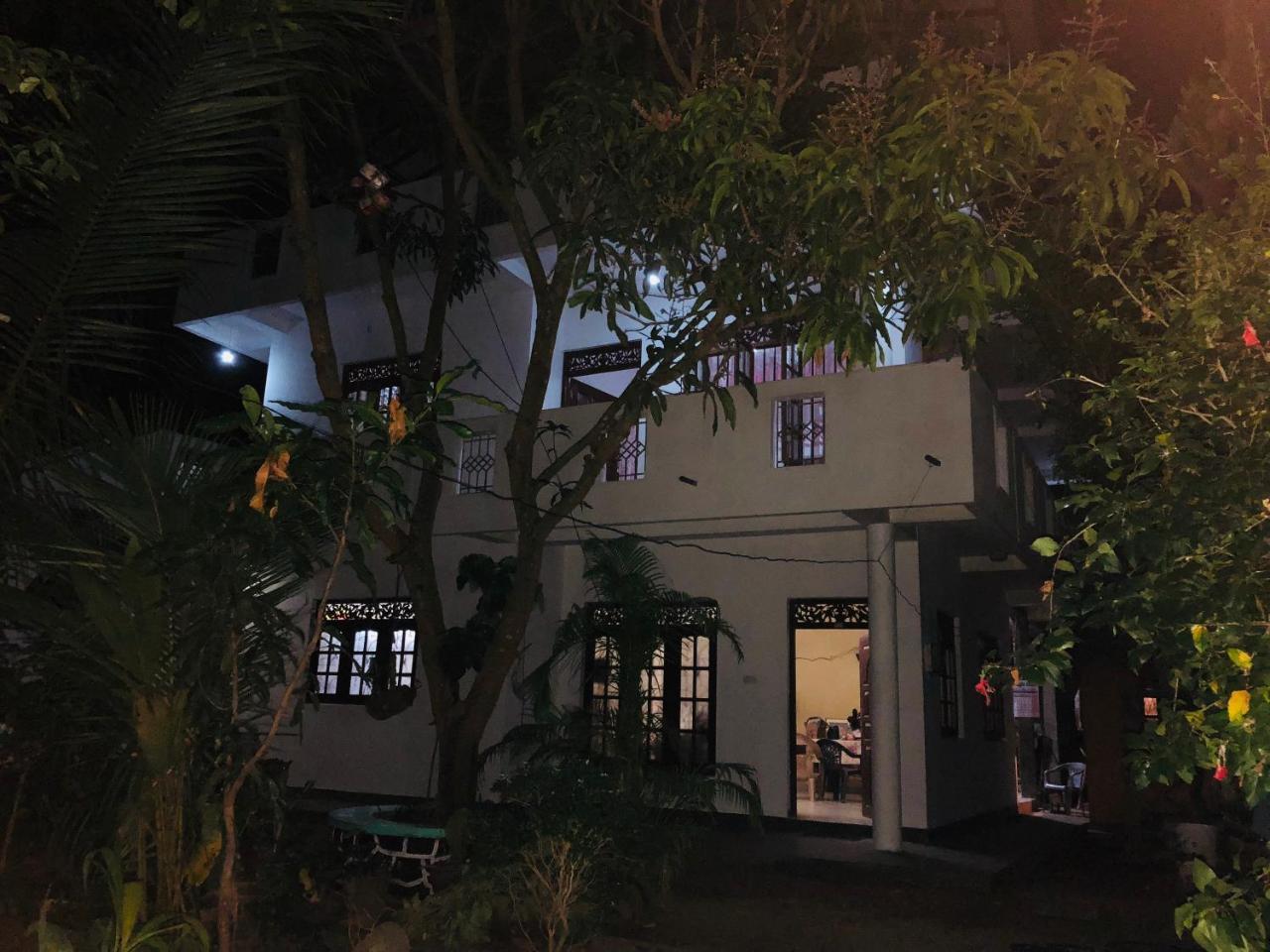 Seagull'S Nest Apartment Tangalle Bagian luar foto