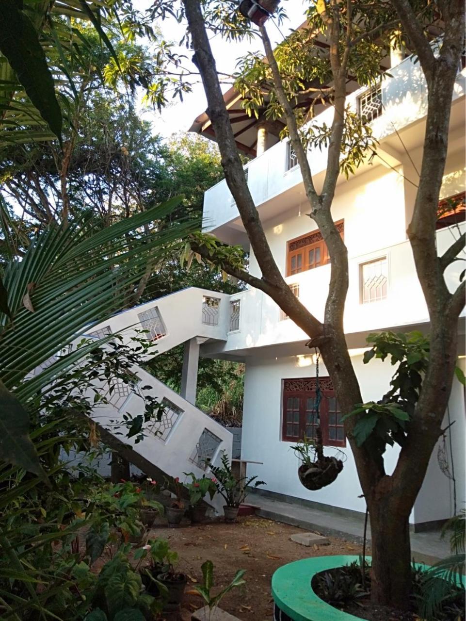 Seagull'S Nest Apartment Tangalle Bagian luar foto